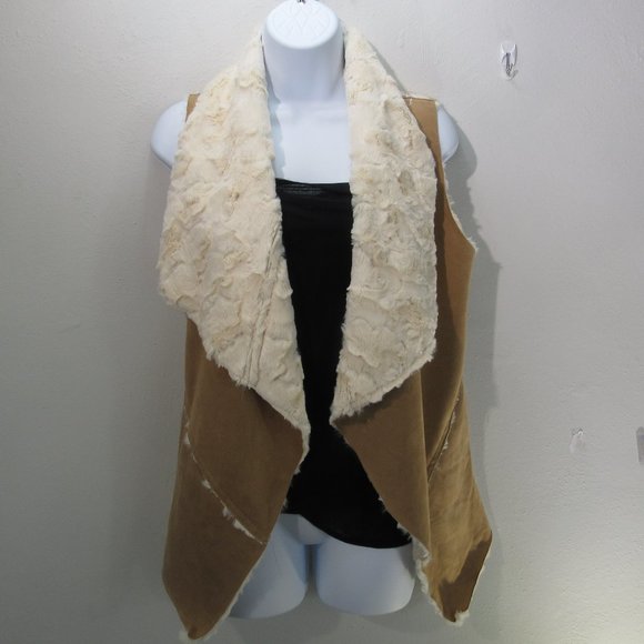 Double Zero Jackets & Blazers - Double Zero Womens open Vest Size SM  Super soft